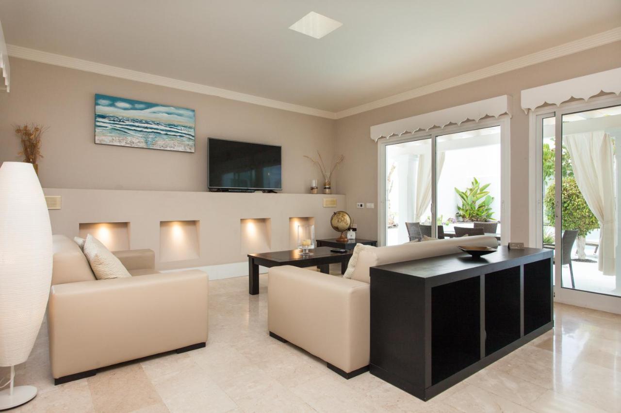 Villa 82 Corralejo Buitenkant foto